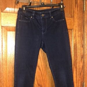 NEW LISTING! WHBM Skinny Leg Jeans